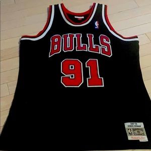NBA 1997-1998 Dennis Rodman Bulls Jersey